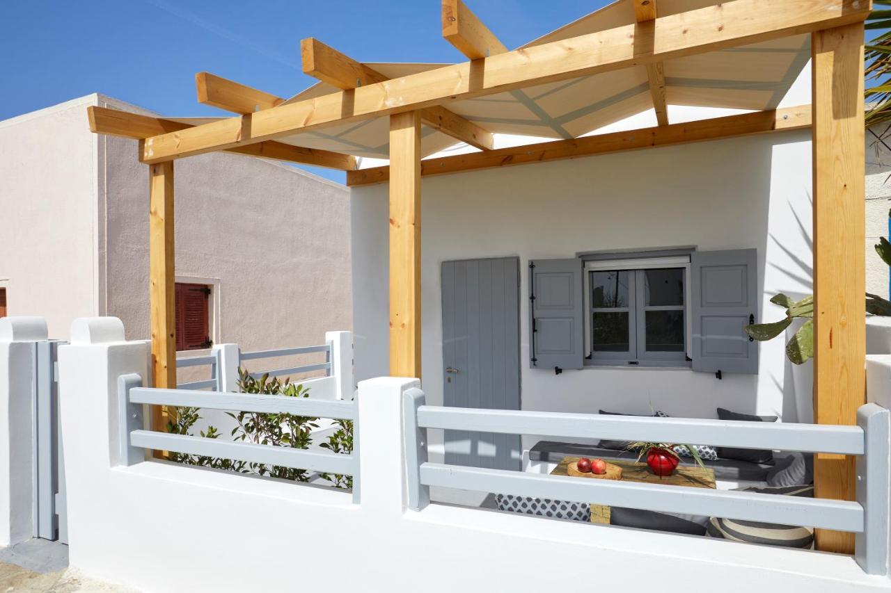 Lamina Guest House Perissa ภายนอก รูปภาพ