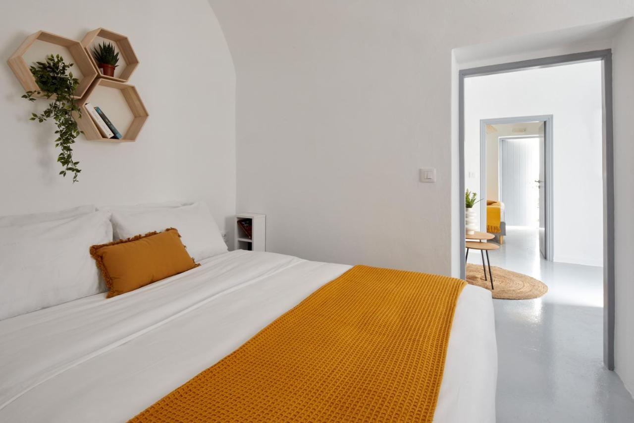 Lamina Guest House Perissa ภายนอก รูปภาพ